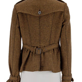 Brit, Burberry astarlı kaban