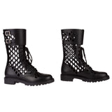 D-Trap, logolu, delikli deri bot