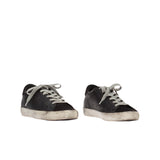 Logo baskılı deri sneaker