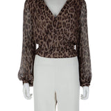 Kruvaze, leopar desenli ipek bluz