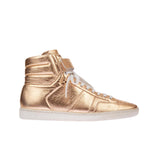 Logolu, parlak deri sneaker bot